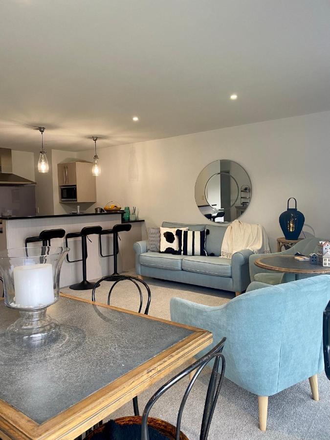Modern Beach Apartment With Pool & Location Mount Maunganui Exterior foto